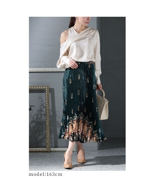 Sawa a la mode（サワアラモード）の「ニュアンスデザインブラウス（シャツ/ブラウス・レディース・ベージュ・FREE）」の15枚目の写真