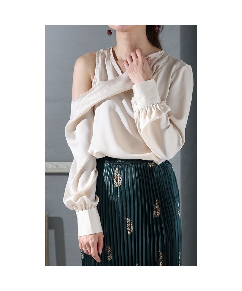 Sawa a la mode（サワアラモード）の「ニュアンスデザインブラウス（シャツ/ブラウス・レディース・ベージュ・FREE）」の16枚目の写真