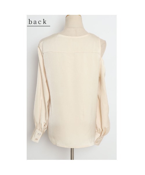 Sawa a la mode（サワアラモード）の「ニュアンスデザインブラウス（シャツ/ブラウス・レディース・ベージュ・FREE）」の22枚目の写真