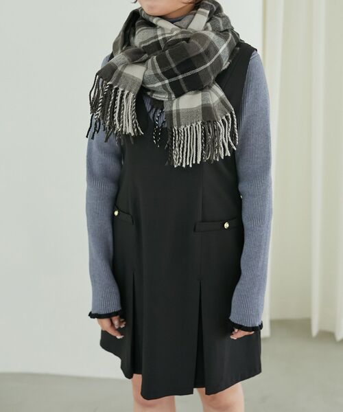 MAJESTIC LEGON（マジェスティックレゴン）の「アソートチェックマフラー（マフラー・レディース・ブラウン系その他2/ブラック系その他/ベージュ系その他2・FREE）」の12枚目の写真