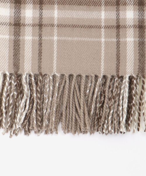 MAJESTIC LEGON（マジェスティックレゴン）の「アソートチェックマフラー（マフラー・レディース・ブラウン系その他2/ブラック系その他/ベージュ系その他2・FREE）」の19枚目の写真