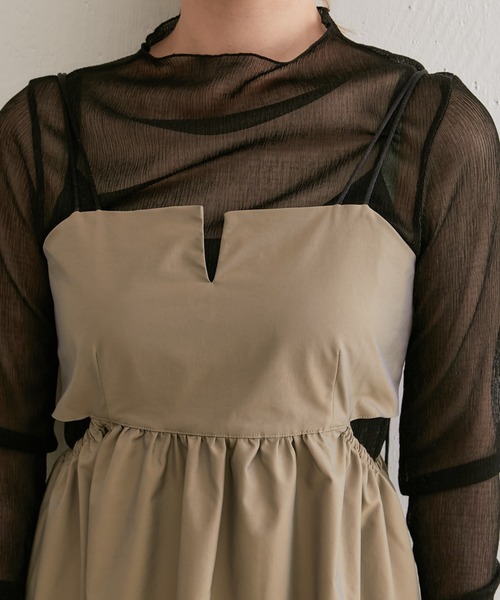 Lui's（ルイス）の「カットアウトデザインキャミワンピース（ワンピース・レディース・ブラック/ベージュ/ブルー・FREE）」の19枚目の写真