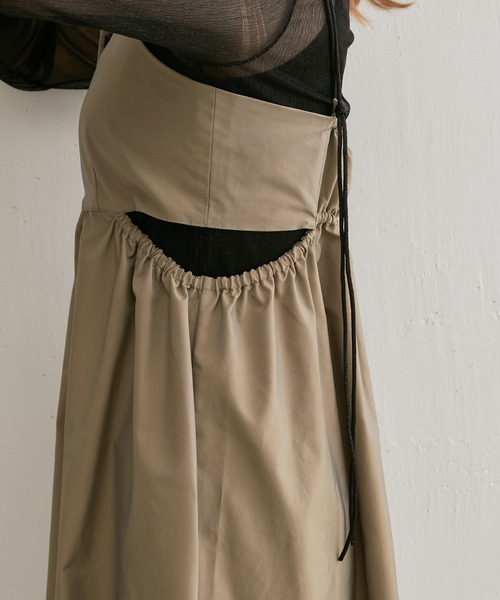 Lui's（ルイス）の「カットアウトデザインキャミワンピース（ワンピース・レディース・ブラック/ベージュ/ブルー・FREE）」の20枚目の写真