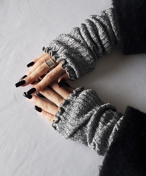 me+em select(ミームセレクト)の「※※【 レッグウォーマーにもなる2way 】スパングルアームウォーマー / spangle arm warmer(アームカバー・レディース・ホワイト/ブラック/グレー・FREE)」の21枚目の写真