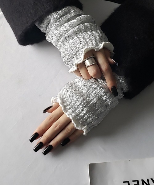me+em select(ミームセレクト)の「※※【 レッグウォーマーにもなる2way 】スパングルアームウォーマー / spangle arm warmer(アームカバー・レディース・ホワイト/ブラック/グレー・FREE)」の9枚目の写真