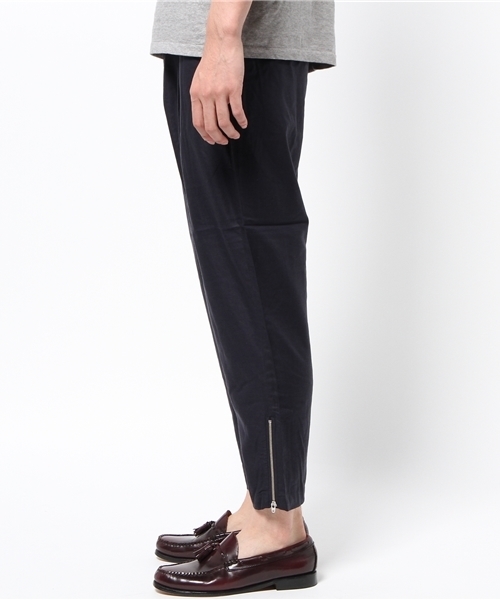 Lui's(ルイス)の「Lui's(ルイス) サイドZIPパンツ(その他パンツ・メンズ・ベージュ/ネイビー・MEDIUM/SMALL)」の3枚目の写真