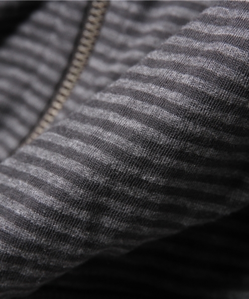 SHIPS（シップス）の「SAVE KHAKI: ポインテル ジップフードパーカー（パーカー・メンズ・チャコールグレー・MEDIUM/SMALL/LARGE）」の11枚目の写真