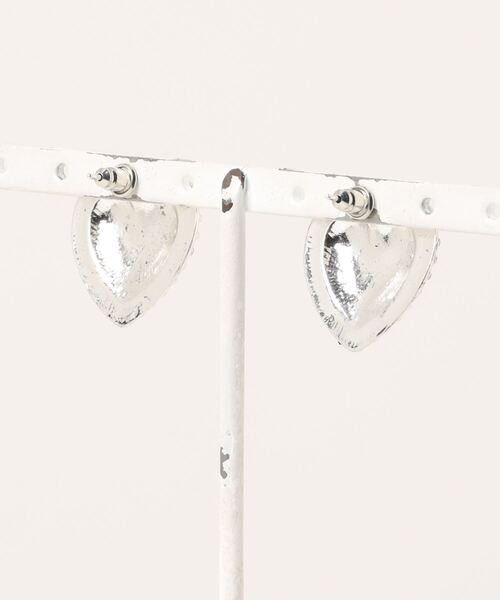 VIBGYOR Women（ヴィブジョー　ウィメン）の「【urge select】Y2K ヴィンテージ ハートモチーフ ピアス（ピアス（両耳用）・レディース・シルバー・FREE）」の3枚目の写真