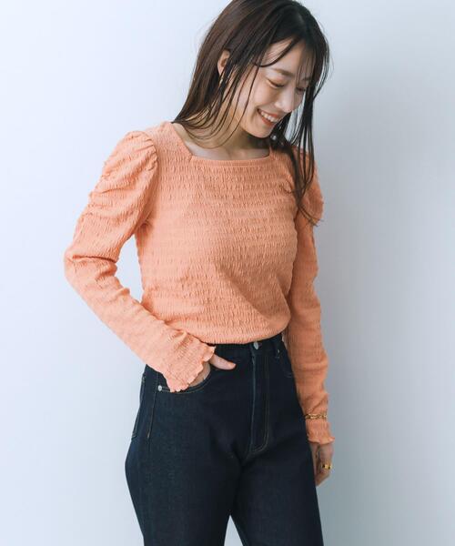 HEYUMM（ヘユム）の「パワーショルダートップ（Tシャツ/カットソー・レディース・アイボリー/チャコールグレー/オレンジ・ONE）」の3枚目の写真