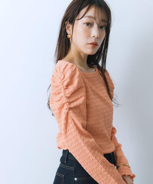 HEYUMM(ヘユム)の「パワーショルダートップ(Tシャツ/カットソー・レディース・アイボリー/チャコールグレー/オレンジ・ONE)」の14枚目の写真