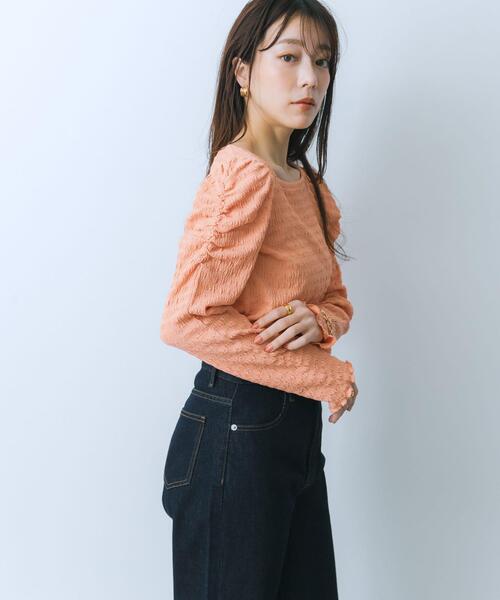 HEYUMM(ヘユム)の「パワーショルダートップ(Tシャツ/カットソー・レディース・アイボリー/チャコールグレー/オレンジ・ONE)」の17枚目の写真
