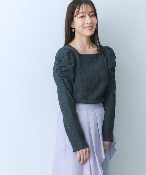 HEYUMM（ヘユム）の「パワーショルダートップ（Tシャツ/カットソー・レディース・アイボリー/チャコールグレー/オレンジ・ONE）」の12枚目の写真