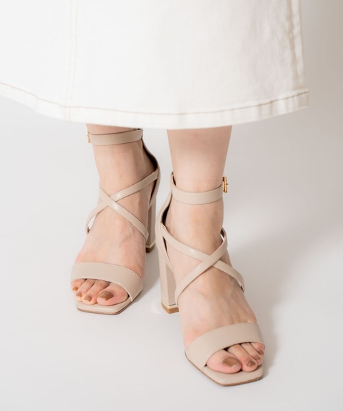 NOELA（ノエラ）の「クロスデザインサンダル（サンダル・レディース・ブラック/ベージュ/オフホワイト・S/M/L）」の17枚目の写真