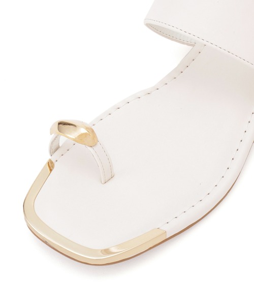 Juze（ジュゼ）の「リングメタルフラットサンダル（サンダル・レディース・ホワイト/ブラック/ベージュ系その他・S/M/L）」の8枚目の写真