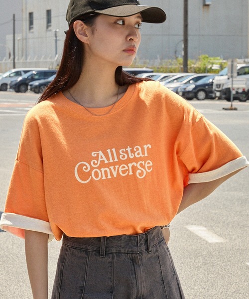 CONVERSE（コンバース）の「CONVERSE/コンバース ロゴプリント ロールアップカラー ネップスラブ半袖Tシャツ（Tシャツ/カットソー・レディース・オフホワイト/スミクロ/オレンジ・M）」の3枚目の写真