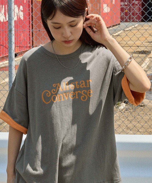 CONVERSE（コンバース）の「CONVERSE/コンバース ロゴプリント ロールアップカラー ネップスラブ半袖Tシャツ（Tシャツ/カットソー・レディース・オフホワイト/スミクロ/オレンジ・M）」の6枚目の写真
