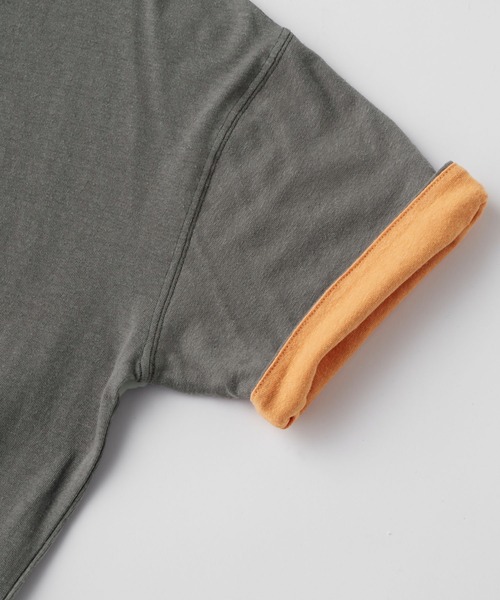 CONVERSE（コンバース）の「CONVERSE/コンバース ロゴプリント ロールアップカラー ネップスラブ半袖Tシャツ（Tシャツ/カットソー・レディース・オフホワイト/スミクロ/オレンジ・M）」の12枚目の写真