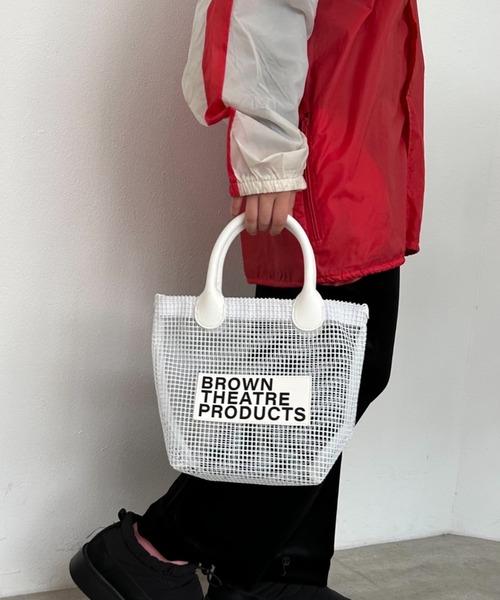 THEATRE PRODUCTS（シアタープロダクツ）の「BROWNネームメッシュトート-S-（トートバッグ・レディース・ホワイト/ブラック・FREE）」の20枚目の写真