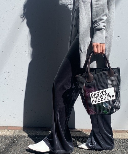 THEATRE PRODUCTS（シアタープロダクツ）の「BROWNネームメッシュトート-S-（トートバッグ・レディース・ホワイト/ブラック・FREE）」の18枚目の写真