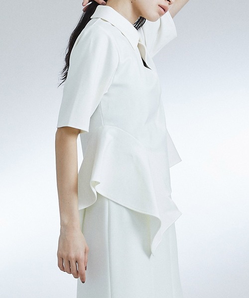 UNITED TOKYO（ユナイテッドトウキョウ）の「フレアカットトップス（Tシャツ/カットソー・レディース・ネイビー/アイボリー・FREE）」の8枚目の写真