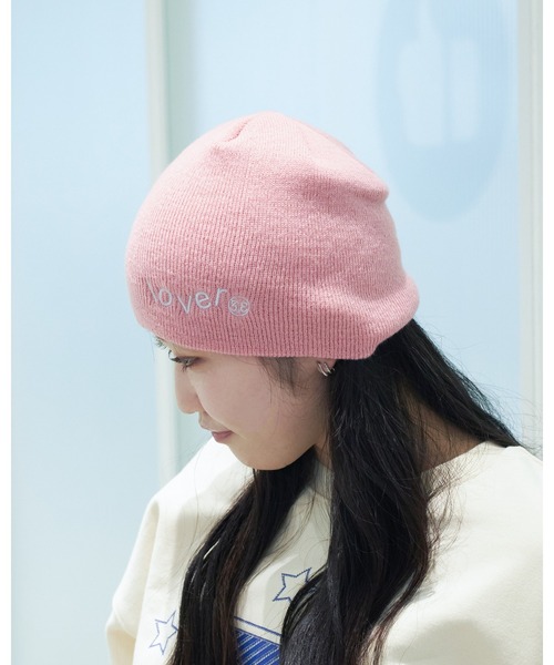 3.3 Field Trip (3.3フィールドトリップ)の「【UNISEX】3.3 Field Trip/LOVER ロゴビーニー 2115528(ニットキャップ/ビーニー・レディース・ブラック/ピンク/ブルー・FREE)」の3枚目の写真