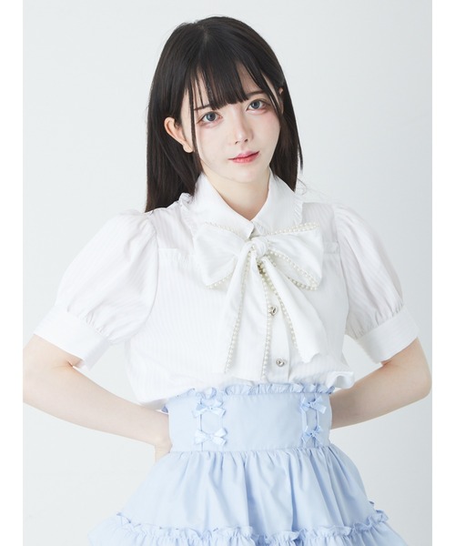 Ank Rouge(アンクルージュ)の「ストライプリボンタイブラウス(シャツ/ブラウス・レディース・ホワイト/ブルー/グレー・M)」の9枚目の写真
