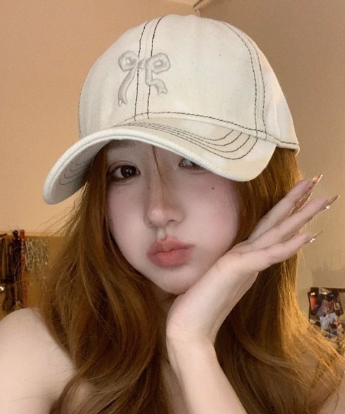 LAC-VERT（ラック・ヴェール）の「リボン刺繍キャップ（キャップ・レディース・ホワイト/ピンク/ネイビー/ライトブルー/その他3/その他2/その他1・FREE）」の2枚目の写真