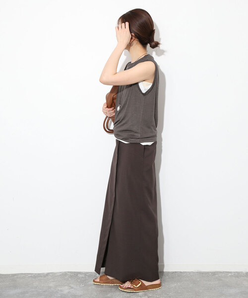 SLOBE IENA（スローブイエナ）の「《追加》スラブ天竺ノースリーブTEE（Tシャツ/カットソー・レディース・スカイブルー/ピンク系その他/チャコールグレー/ホワイト・FREE）」の13枚目の写真