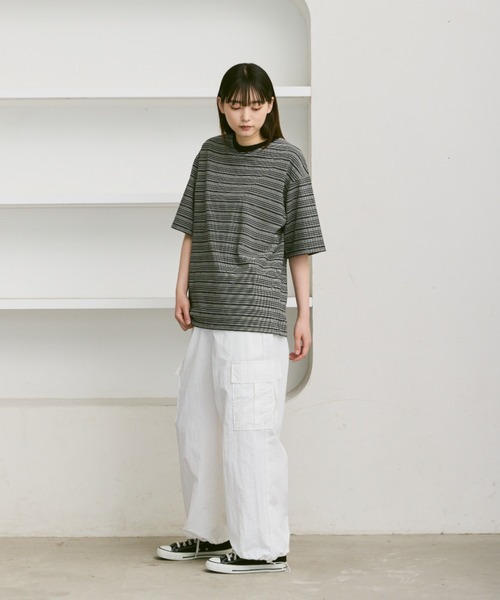 flaner（フラネ）の「Loose multi border tee / ルーズマルチボーダーT（Tシャツ/カットソー・レディース・グレー/ブラック・LARGE/MEDIUM）」の10枚目の写真