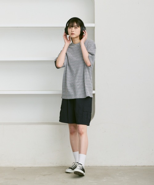 flaner（フラネ）の「Loose multi border tee / ルーズマルチボーダーT（Tシャツ/カットソー・レディース・グレー/ブラック・LARGE/MEDIUM）」の22枚目の写真