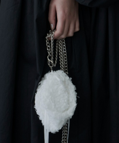 PERNA(ペルナ)の「フラワーレースミニバッグ(ショルダーバッグ・レディース・ホワイト/ブラック・FREE)」の6枚目の写真