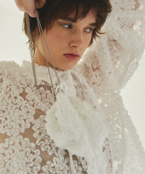 PERNA(ペルナ)の「フラワーレースミニバッグ(ショルダーバッグ・レディース・ホワイト/ブラック・FREE)」の20枚目の写真