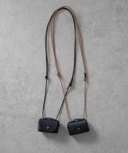 WALK IN CLOSET（ウォークインクローゼット）の「【 SENTI 】3022 MINI LEATHER CASE NECKSTRAP（ショルダーバッグ・メンズ・ブラック系その他/ブラック・FREE）」の15枚目の写真