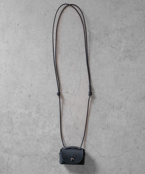 WALK IN CLOSET（ウォークインクローゼット）の「【 SENTI 】3022 MINI LEATHER CASE NECKSTRAP（ショルダーバッグ・メンズ・ブラック系その他/ブラック・FREE）」の12枚目の写真