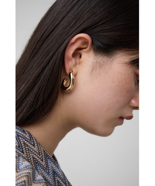 AZUL by moussy(アズールバイマウジー)の「ボリュームフープピアス(ピアス(両耳用)・レディース・ゴールド系その他/シルバー・FREE)」の8枚目の写真