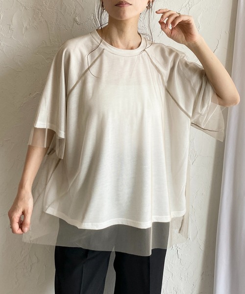 She's Closet(シーズクローゼット)の「ドッキングチュールレイヤードシアー半袖Tシャツ(Tシャツ/カットソー・レディース・ベージュ×ブラック/オフホワイト/ブラック×ブラック・FREE)」の1枚目の写真