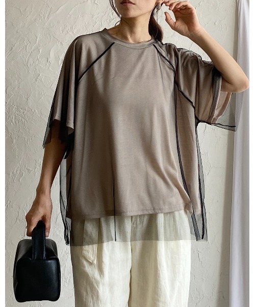 She's Closet(シーズクローゼット)の「ドッキングチュールレイヤードシアー半袖Tシャツ(Tシャツ/カットソー・レディース・ベージュ×ブラック/オフホワイト/ブラック×ブラック・FREE)」の11枚目の写真