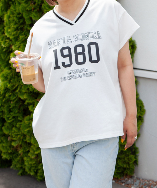 Chillfar（チルファー）の「ネックラインロゴフレンチスリーブTEE（Tシャツ/カットソー・レディース・ネイビー/チャコール/オートミール/ホワイト・FREE）」の9枚目の写真