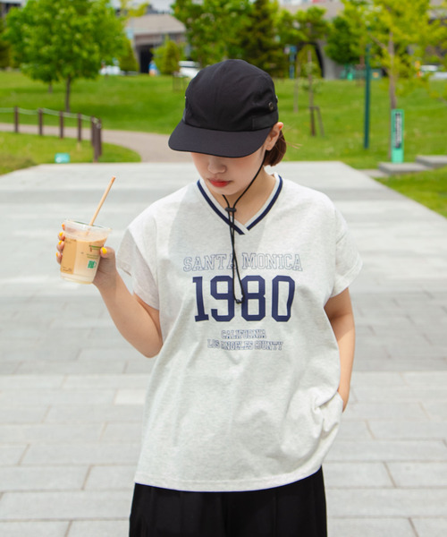 Chillfar（チルファー）の「ネックラインロゴフレンチスリーブTEE（Tシャツ/カットソー・レディース・ネイビー/チャコール/オートミール/ホワイト・FREE）」の13枚目の写真