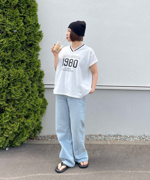 Chillfar（チルファー）の「ネックラインロゴフレンチスリーブTEE（Tシャツ/カットソー・レディース・ネイビー/チャコール/オートミール/ホワイト・FREE）」の5枚目の写真