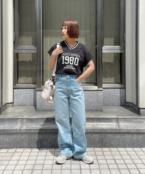 Chillfar（チルファー）の「ネックラインロゴフレンチスリーブTEE（Tシャツ/カットソー・レディース・ネイビー/チャコール/オートミール/ホワイト・FREE）」の7枚目の写真