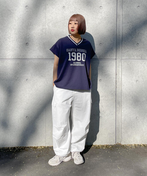 Chillfar（チルファー）の「ネックラインロゴフレンチスリーブTEE（Tシャツ/カットソー・レディース・ネイビー/チャコール/オートミール/ホワイト・FREE）」の8枚目の写真