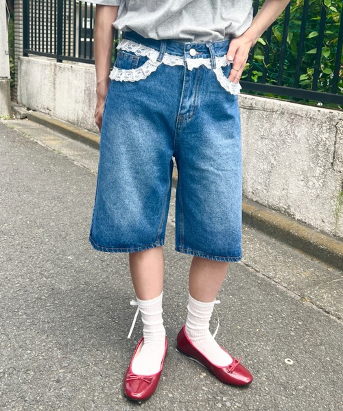 SOLLON.（ソルロン）の「レースデニムハーフパンツ（デニムパンツ・レディース・ブルー・M/L）」の3枚目の写真