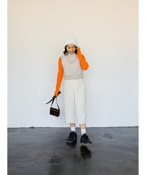 Katrin TOKYO(カトリーントーキョー)の「compact jersey vest(ベスト・レディース・アイボリー/ネイビー・FREE/XS)」の7枚目の写真