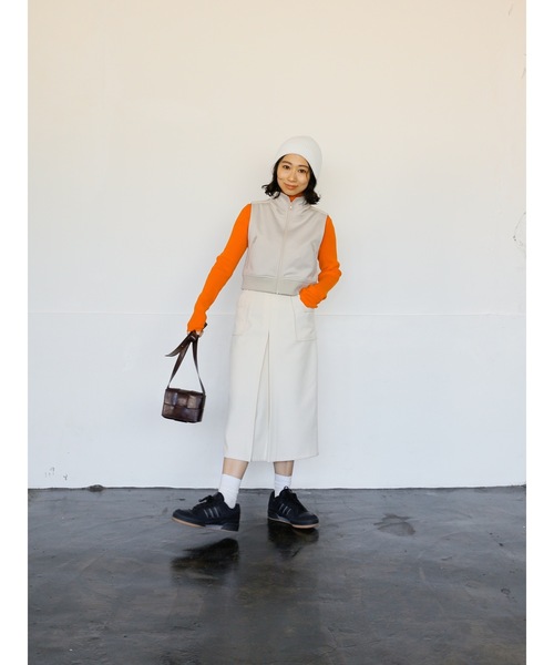 Katrin TOKYO(カトリーントーキョー)の「compact jersey vest(ベスト・レディース・アイボリー/ネイビー・FREE/XS)」の8枚目の写真