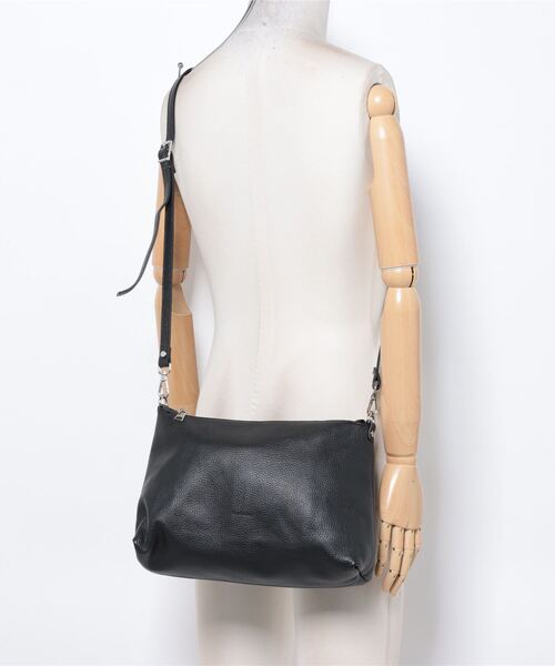 RIPANI（リパーニ）の「【RIPANI】チェーンハンドルレザーバッグ(Q46357)（ハンドバッグ・レディース・ブラック/パープル・ALL）」の7枚目の写真