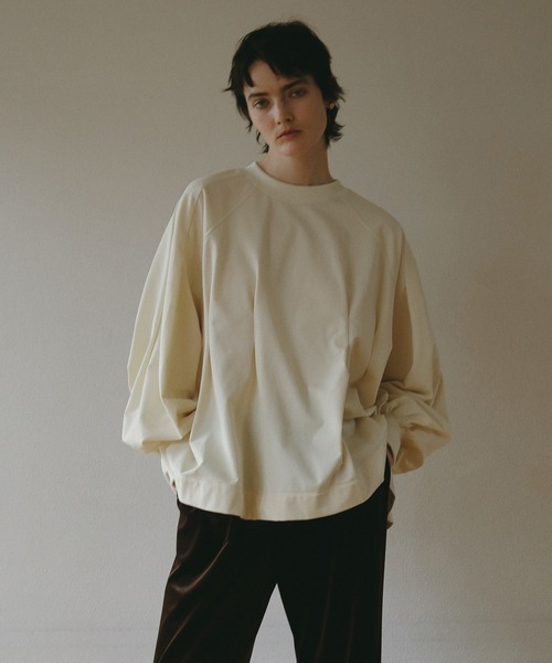 MANOF（マノフ）の「WAIST TUCK VOLUME SLEEVE SWEAT