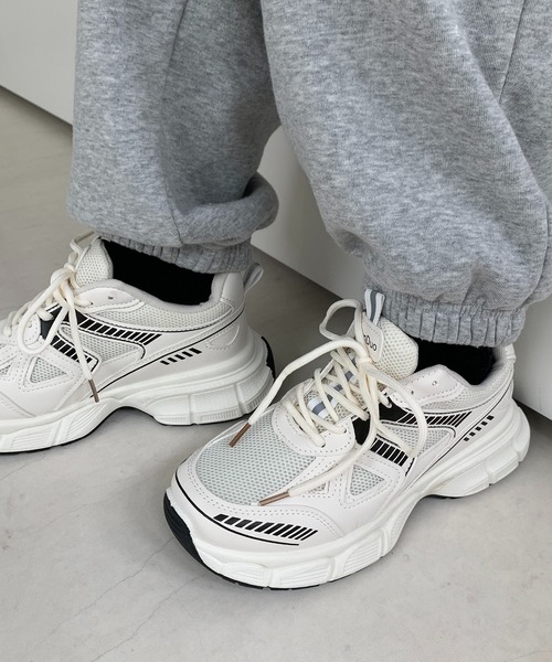Teem Store（チームストア）の「厚底 ボリュームソール ダッドスニーカー（スニーカー・レディース・ホワイト/シルバー・38/36/40）」の10枚目の写真