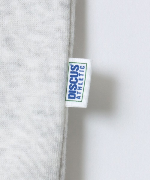 DISCUS（ディスカス）の「DISCUS/ディスカス 別注 オーバーサイズ 裏起毛 ロゴワッペン刺繍 トレーナー スウェット レディース メンズ（スウェット・メンズ・ブルーグリーン/グレイッシュベージュ/ネイビー/オートミール/ブラック/グレー/ブルー/ブラウン/ピンク・M/LL/L）」の11枚目の写真