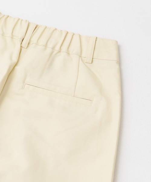 URBAN RESEARCH Sonny Label（アーバンリサーチサニーレーベル）の「タックワイドパンツ（その他パンツ・レディース・ブラック/オフホワイト/ベージュ・36/38）」の6枚目の写真